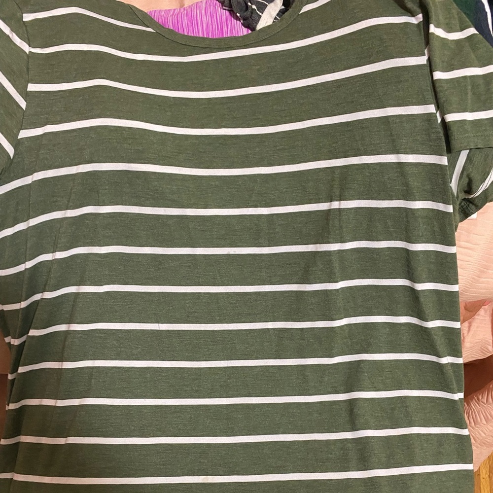 Short sleeve shirt